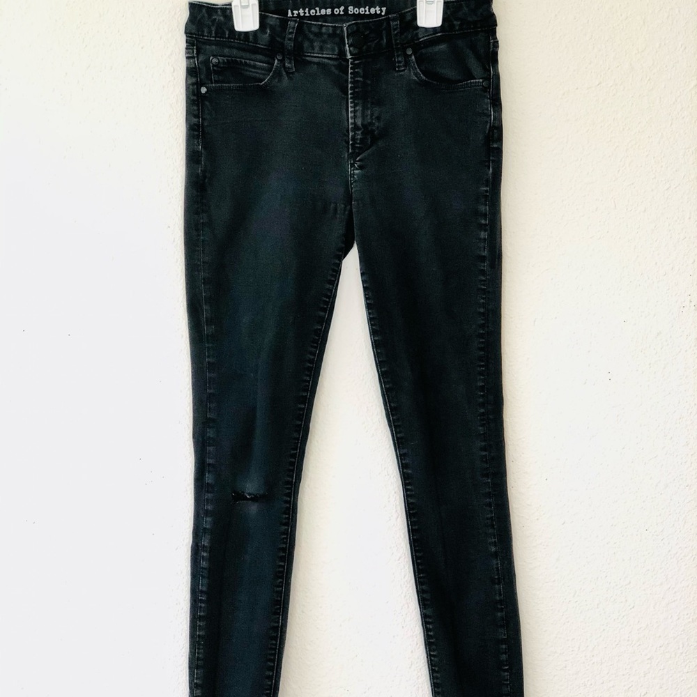 Distressed Black Jeans
